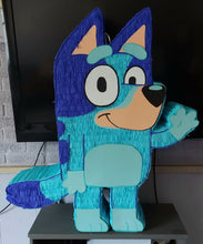 Load image into Gallery viewer, Personalized Bluey 2D piñata – Piñata Bluey 2D personalizada para tu fiesta especial 🐾