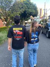 Load image into Gallery viewer, Playeras románticas para parejas – Cute matching couple t-shirts for Valentine’s Day 💘