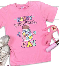 Load image into Gallery viewer, Playeras personalizadas de San Valentín – Custom Valentine’s Day t-shirts for couples and gifts 💘