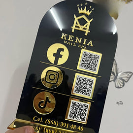 Letrero con QR para negocio y NFC – NFC tag acrylic sign + QR code for bar or café